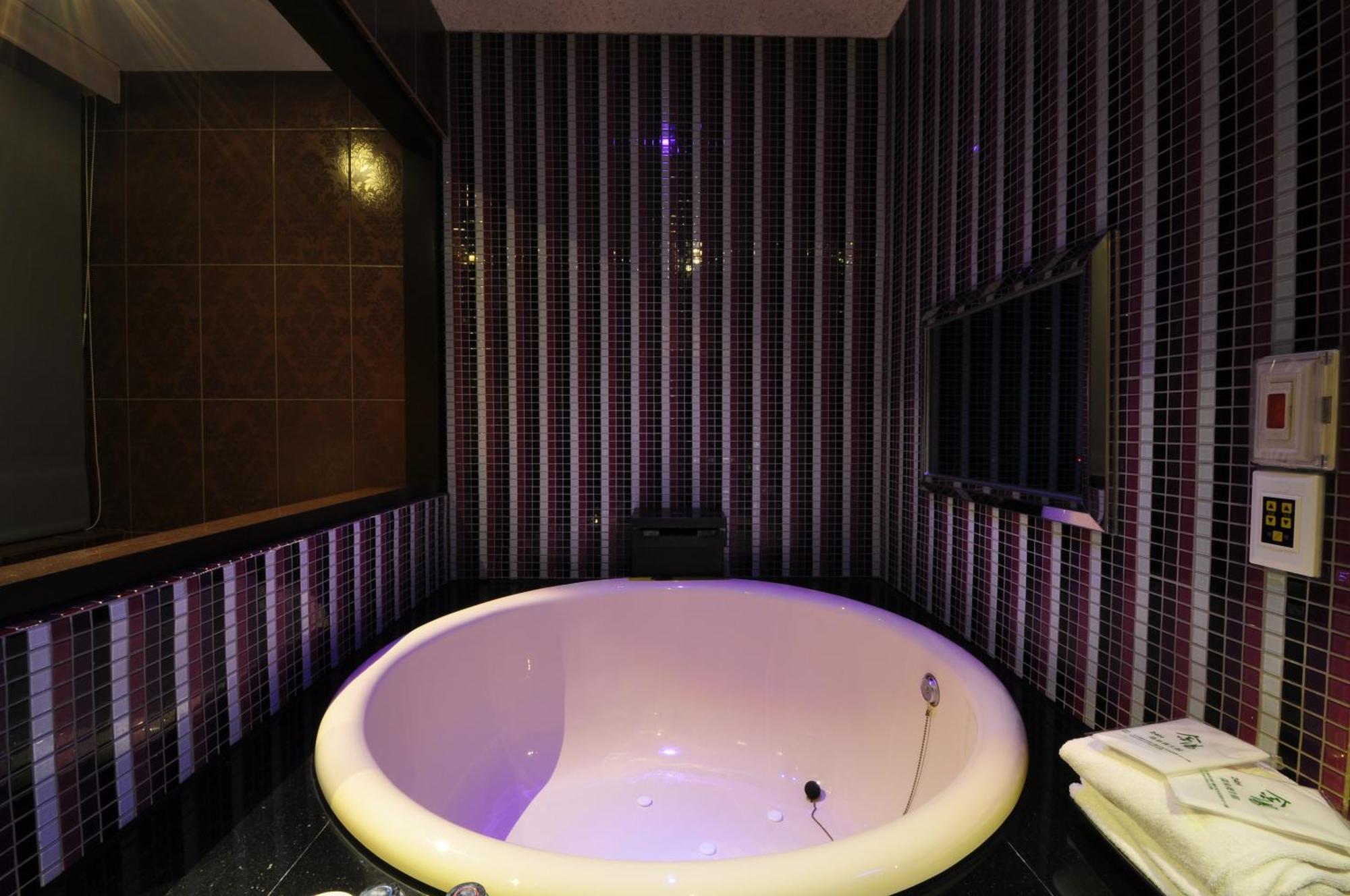 Jin Spa Resort Hotel Цзіньшань Екстер'єр фото