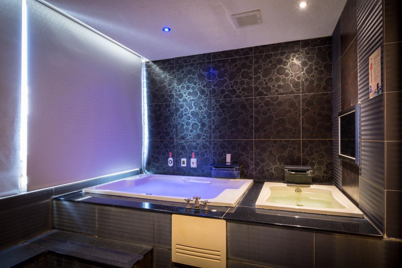 Jin Spa Resort Hotel Цзіньшань Екстер'єр фото